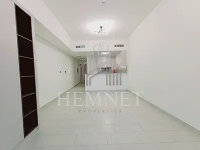 Spacious Studio | Vacant | Chiller Free
