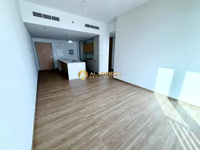 Island Kitchen | Higher Floor | Best Amenities