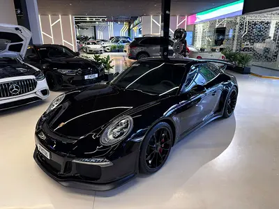 2016 Porsche 911 GT3 - GCC Specs - Dealer Warranty Till 11/26 - Full Service History Available