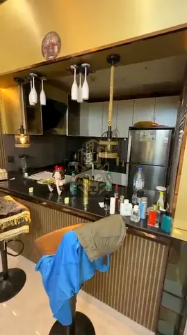 شقة واسعة مكونة من غرفتي نوم مفروشة بالكامل مع إطلالة مفتوحة وموقف سيارات مجاني في برج B5