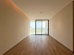 Luxurious 2BR | Large Layout | Prime Location