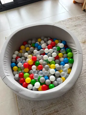 Round Soft Baby Ball Pit with Assorted Plastic Balls - Light Grey