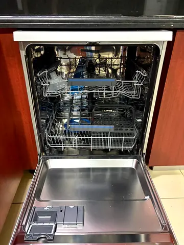 2 Racks Stainless Steel Dishwasher - Electrolux