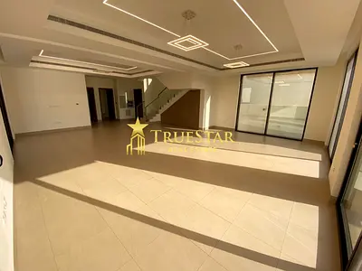 INDEPENDENT VILLA DOUBLE STOREY 5BR+MAIDS+DRIVER PRIVATE GARDEN