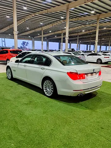 2014 BMW 7-SERIES — фото 4