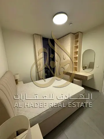 باركن مخصص للسيارة  جيم مجاني  مسبح مجاني التفاصيل المالية  الإيجار السنوي 60000 درهم  الدفع على 12 دفعة مريحة  التأمين شيك