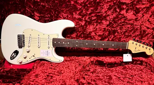 FENDER STRATOCASTER MIJ