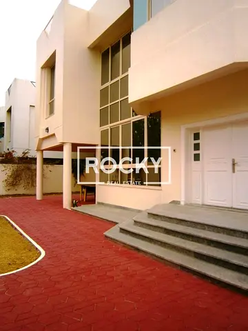 4-Bedroom Villa for Rent | Jumeirah 2 – Al Wasl Road | Private Pool |