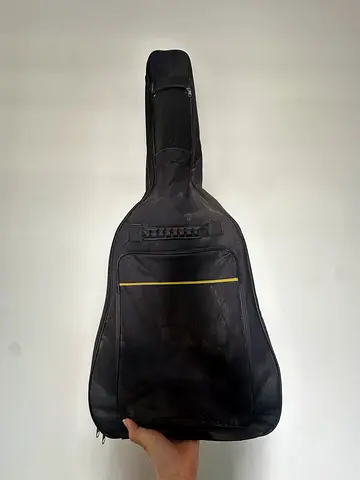 Guitar in Good Condition