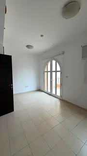 4 BR + Maids. Townhouse for rent