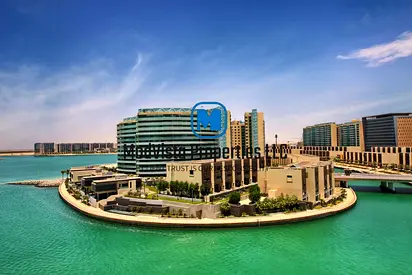 SEA VIEW • HIGH FLOOR • LARGE LAYOUT