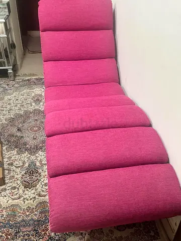 Pink Upholstered Chaise Lounge - Comfortable Single Seat