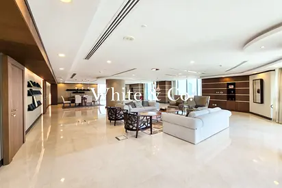 12 Parkings | Luxury Fit Out | Grade A