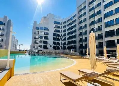 COZY STUDIO | FURNISHED | BALCONY | GREAT VALUE