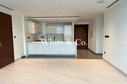Unfurished | Spacious | 3 Bed + Maids Room