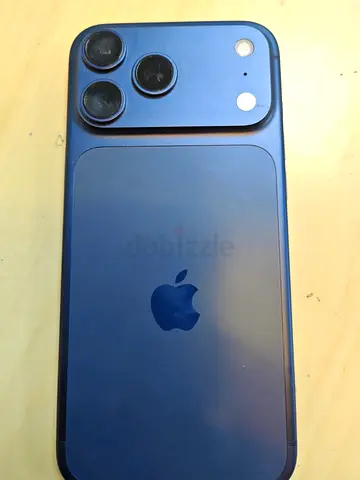 iPhone 17 pro max blue - 256GB / 81 Battery cycles