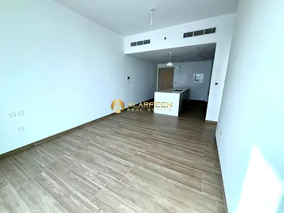 Community View | Higher Floor | Fitted Kitchen