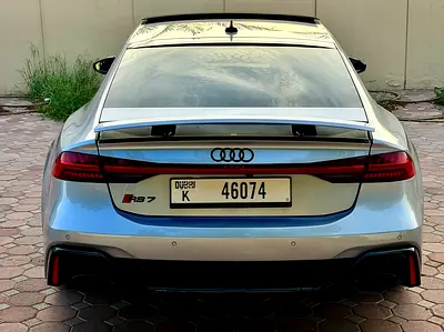 صورة 10 لـ 2021 AUDI RS7