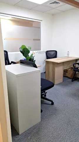 Chiller Free | Ready Glass Partition Office for Rent
