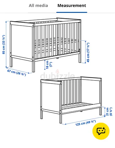 Wooden baby crib with adjustable mattress heights + Mattress