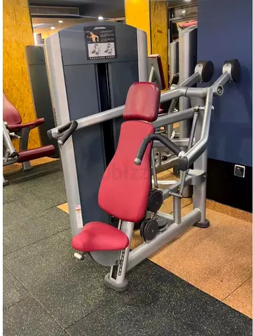 Multi-Functional Strength Training Machine shoulder press