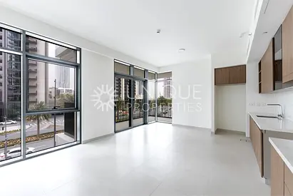 Prime Location | Ready To Move | Vacant