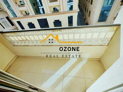 Huge Spacious 3Bhk with Balcony and Parking