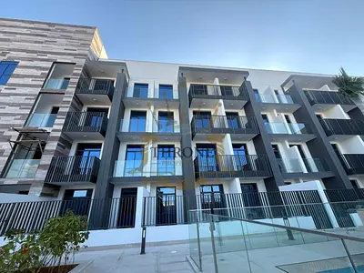 2BR Apartment | Pool View | Spacious | Balcony