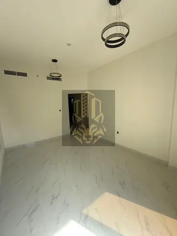1BR apartment for rent, living room, 2 bathrooms, annual rent AED 44,000, 4 payments, commission AED 2,000, security deposit AED 2,000, prime location