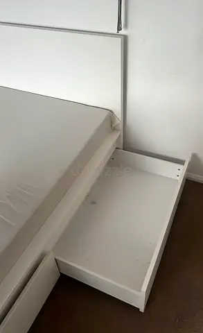 IKEA Malm Queen size bed frame with mattress. (160 × 200 cm)