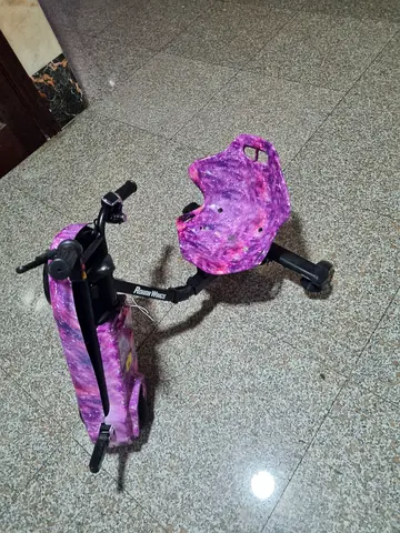 Kids 3-Wheel Purple Scooter with Detachable Seat/Handle — Good Condition