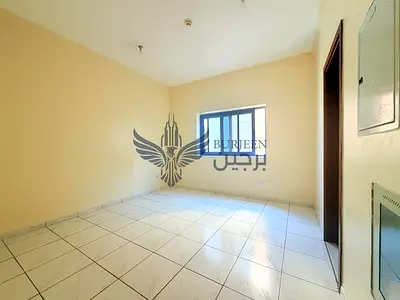 RAEDY TO MOVE 1BHK 1 BHAT ROOM CENTRAL AC&GAS