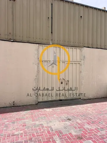 فرصة مميزة للإيجار في واحدة من أفضل المناطق الصناعية في الشارقة! شبرة بموقع استراتيجي في الصناعية 4