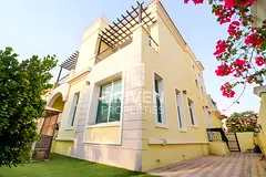 Fully Furnished | Private Gym | Room in Basement