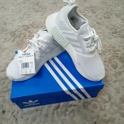 Brand new Adidas shoes size 36 location sharjah