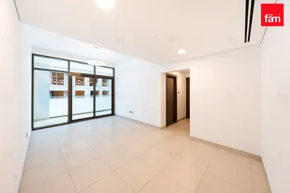 1 Spacious Bedroom With Balcony | Prime Location