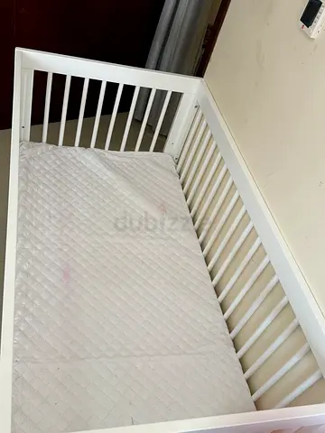 White Wooden Baby Crib with mattress