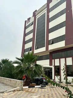 2BR Apartment | Walking Distance to Beach | Prime Location