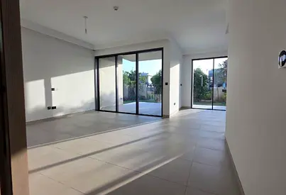 Exclusive | Open Kitchen | Vacant | No Agents