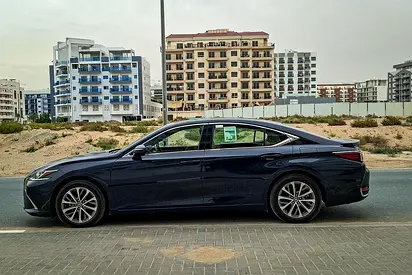 صورة 5 لـ 2023 Lexus ES-SERIES