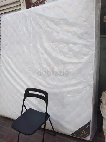 180x200cm King size New mattress.  Same day delivery available