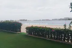 Luxury Unit |Beach Access |Vacant |Open For Offers