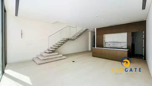 Single Row , Vacant , Corner Villa