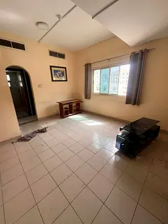 24-hour CCTV surveillance Family-friendly tower Free outdoor parking only Excellent year-round maint