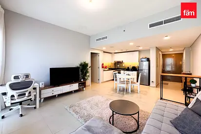 Luxury 1br | Serene Living | Pool & GYM