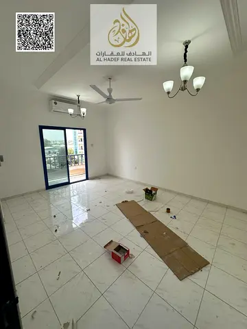 شقه غرفه وصاله  متجدده من الداخل بالكامل ايجار سنوى بعجمان النعيميه شارع الاتحاد