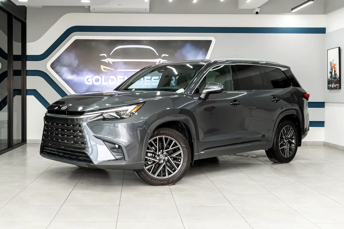 Lexus TX-Series 2024 — photo 1 of 16