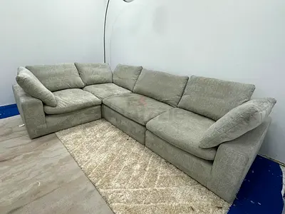 Amazing condition pan Emirates modular sofa