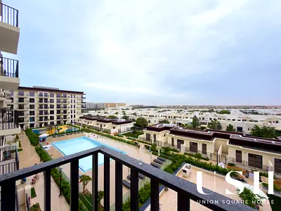 Modern 2BR | Stunning Pool View | Fitted Kitchen