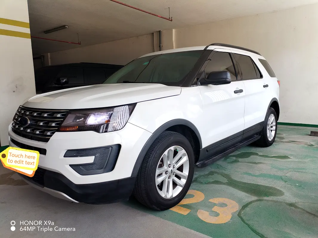Ford Explorer 2016 — photo 1 of 10